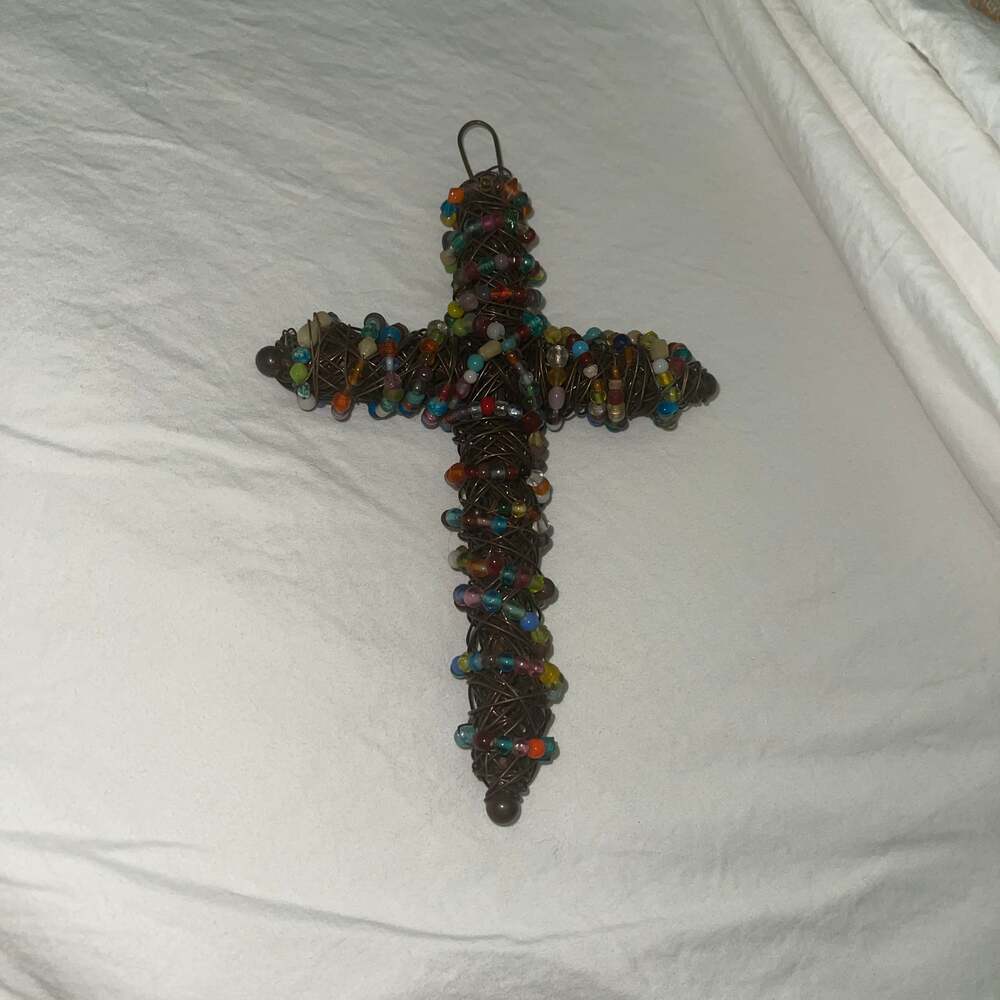 Handmade Metal Wire-Wrapped Multi-Colored Beaded Wall Hanging Cross 10"‎ Vintage